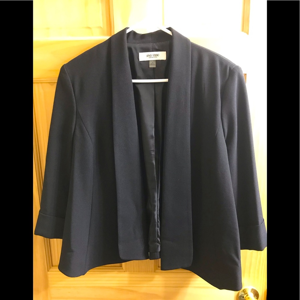 Women’s Black Blazer excel condition